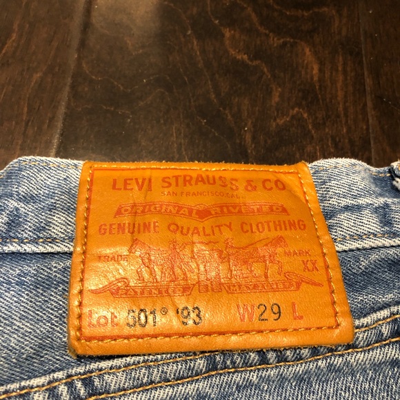 Levis jean shorts - 501 ‘93 - waist 29 - Picture 4 of 5